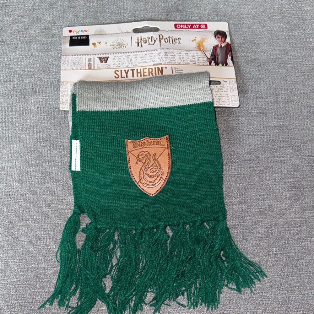 Disguise Warner Bros. Slytherin Green and Gray Scarf